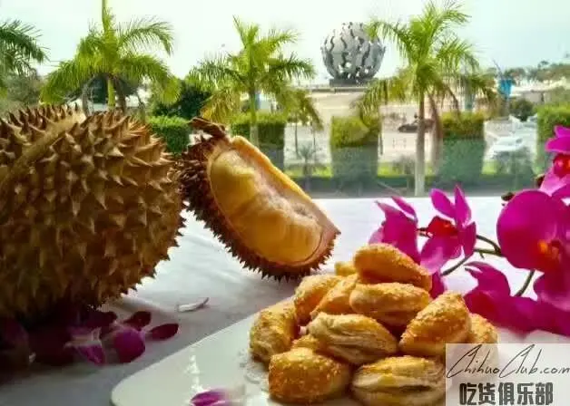 金牌榴莲酥
